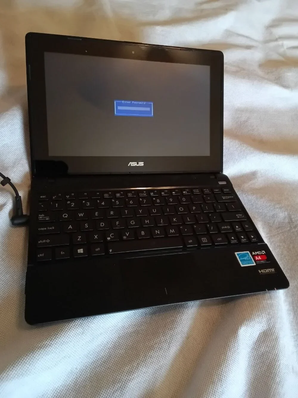 ASUS x102B Notebook Computer LOCKED w box and Power Cord